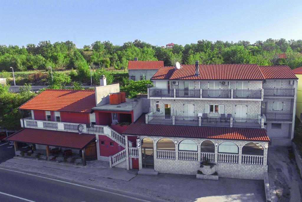 Rooms Marijana Caporice Экстерьер фото